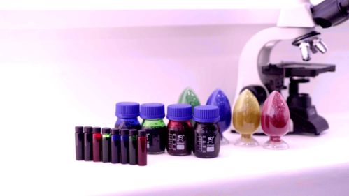 從'卡脖子'到'好材好用' 顯示產(chǎn)業(yè)材料進階的艱難之路